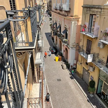 Akragas 1 In Center With View Apartman *