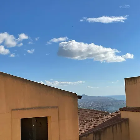 Akragas 1 In Center With View *