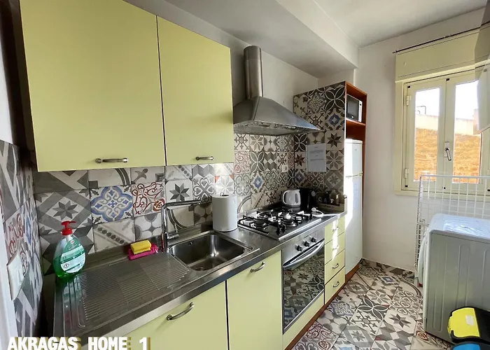 Apartment Akragas 1 In Center With View
