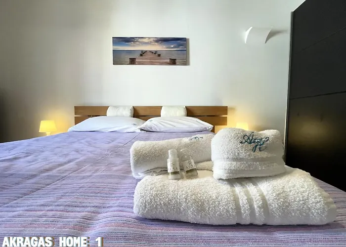 Akragas 1 In Center With View *