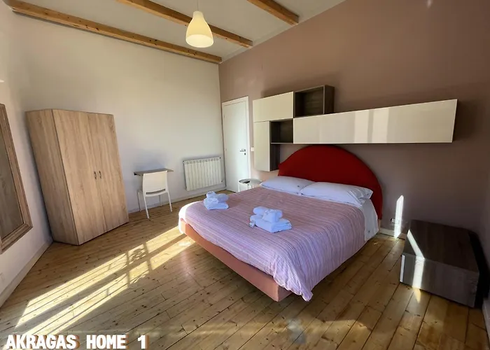 Akragas 1 In Center With View Apartment *