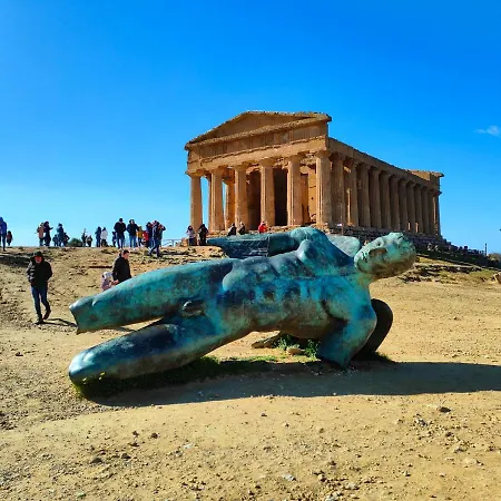 Apartment Akragas 1 In Center With View