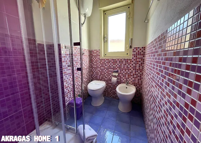 Akragas 1 In Center With View Апартаменты *